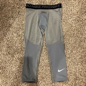 Boys Gray 3/4 Nike Pro Compression Tights
